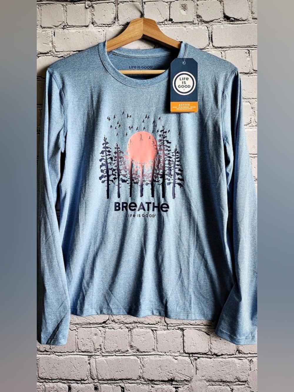 Life is Good Breathe Long Sleeve Graphic Tee in Blue Size Medium NWT